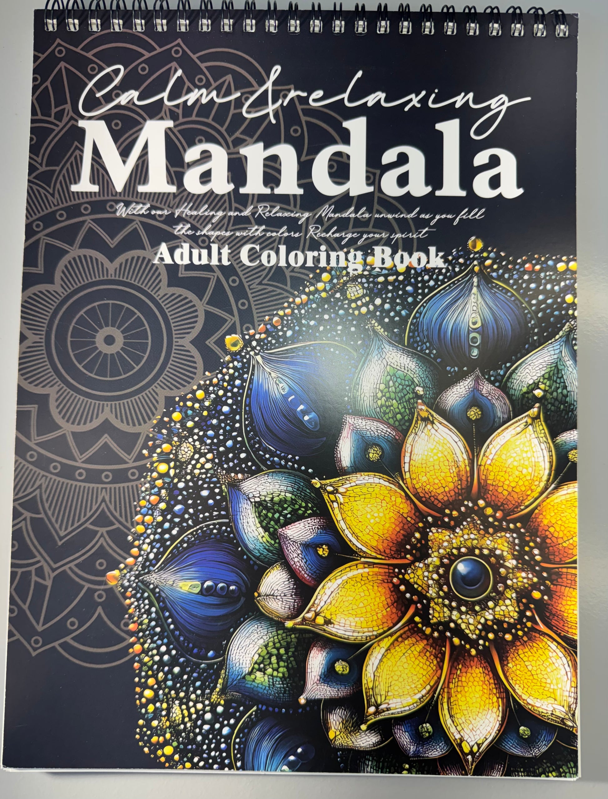 Libro de colorear Mandalas Calma y Relajación 8x11 - My Box Hub